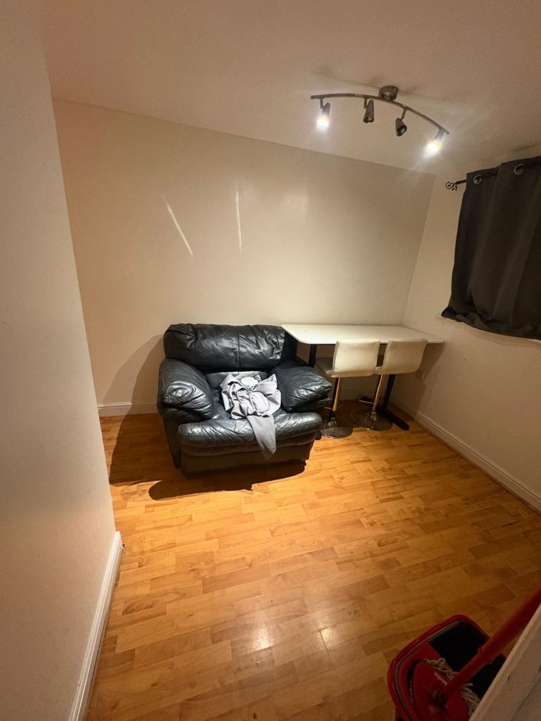 Dunlop Close property photo 10